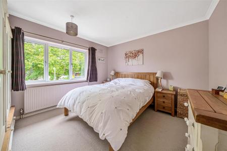 Dulwich Way - Bedroom 1.jpg