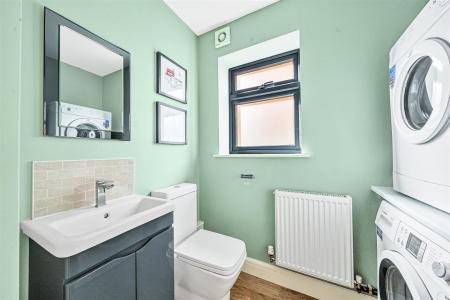 Dulwich Way - WC-Utility.jpg