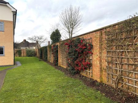 Southam Mews - Communal area.jpg