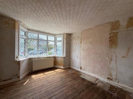 Sherborne Way - Bed 1.jpg