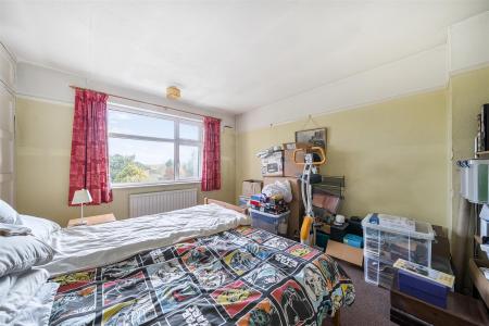 Durrants Drive - Bed 1.jpg