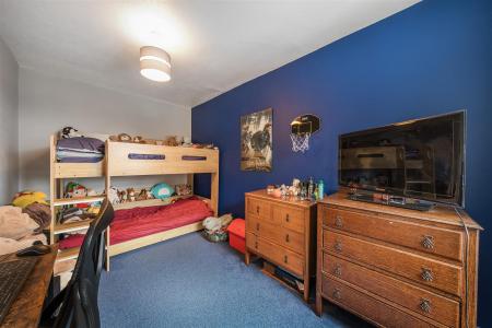 New Road - Bed 2 a.jpg