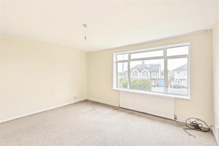 Watford Road - Lounge (2).jpg