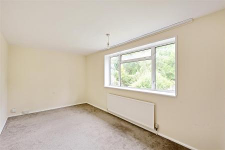 Watford Road - Bedroom 1 (2).jpg