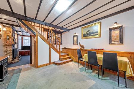 New Road - Diner 1.jpg