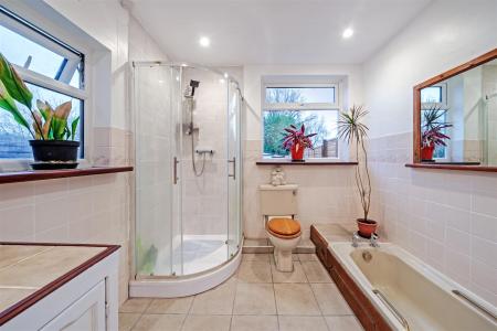 New Road - Bathroom.jpg