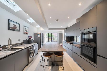 Yorke Road - Kitchen 1.jpg