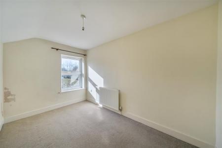 Grove Road - Bed 2.jpg