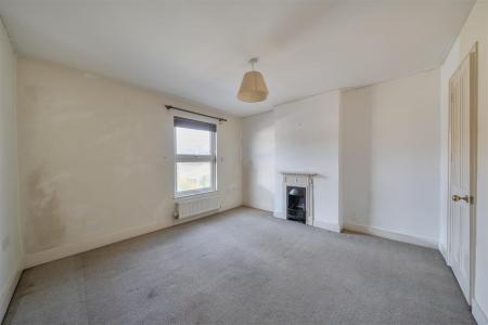 Grove Road - Bed 1a.jpg