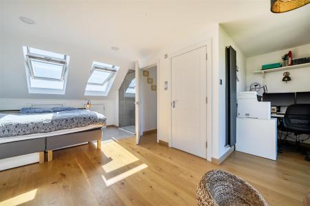 Baldwins Lane - Bed 1b.jpg