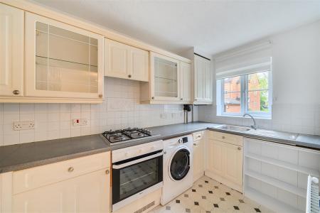 Mallard Court - Kitchen.jpg