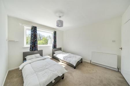 Sycamore Road - Bed 2 a.jpg
