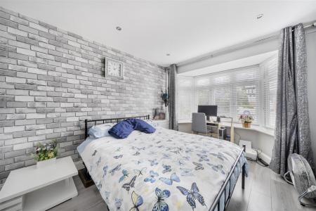 Links Way - Bed 3.jpg