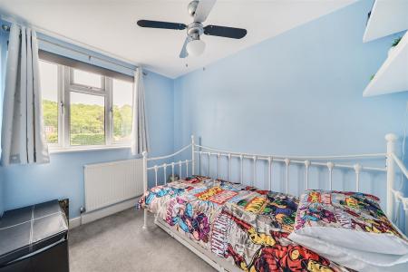 Links Way - Bed 4.jpg