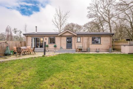 Whispers Cabin -19.jpg