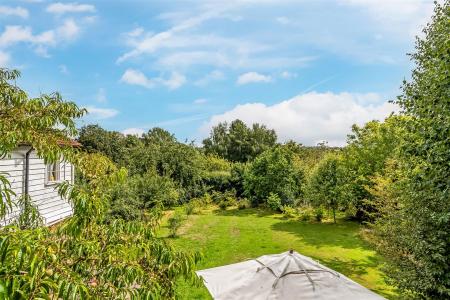 Medway-Gardens-17.jpg
