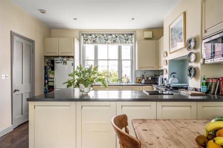 Medway-House-24.jpg