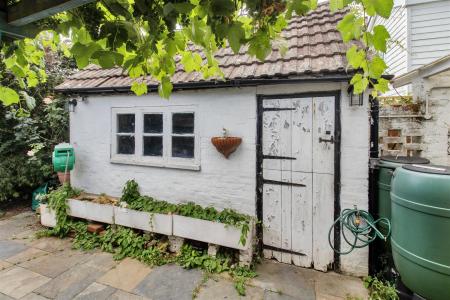 Outbuilding Gym
