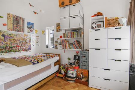 Bed 2