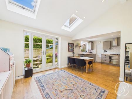 Kitchen/Living/Diner