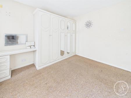 CAM02071G0-PR0925-STILL018.jpg