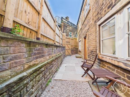Courtyard Garden