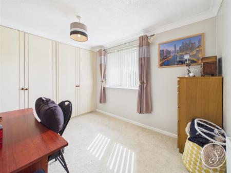 BEDROOM 2