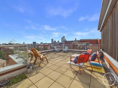 Communal Roof Terrace