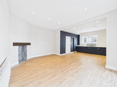 Kitchen/Living/Diner