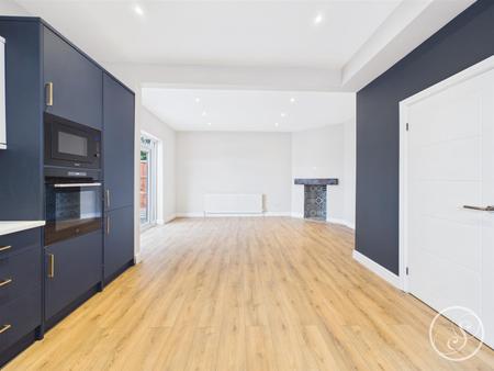 Kitchen/Living/Diner