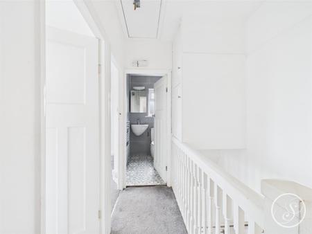 CAM02071G0-PR1072-STILL014.jpg