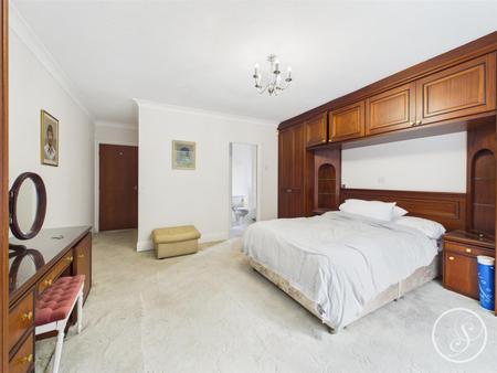 Bed 1