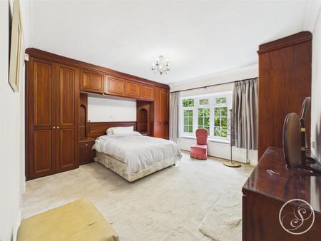 Bed 1
