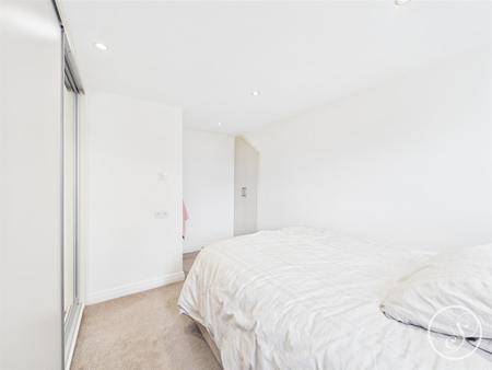 Bed 1