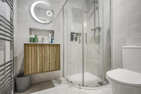 En-suite 2