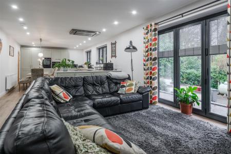 Kitchen - Diner-11.jpg