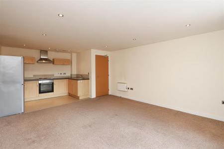 Lounge Kitchen 2.jpg