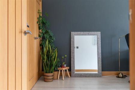 Bedroom1-5.jpg