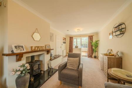 36 Errington Road-123.jpg