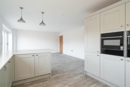 Open Plan Kitchen-5.jpg