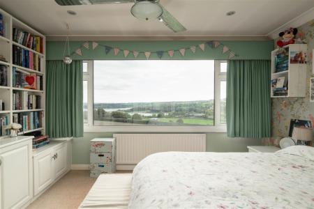 Bedroom1-2.jpg