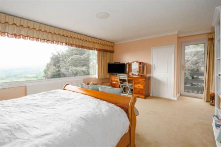 Main Bedroom-2.jpg
