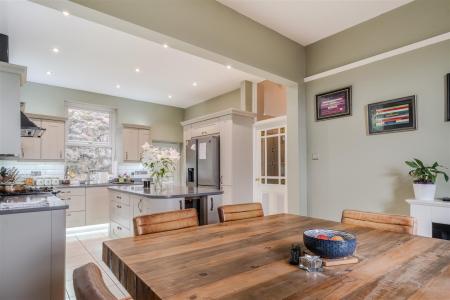 Kitchen - Diner-2.jpg