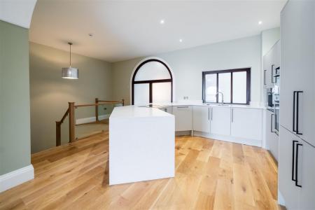 Living - Kitchen - Diner-4.jpg