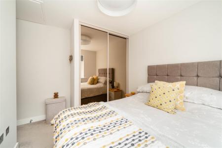 Bedroom4-2.jpg