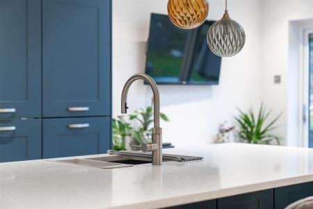 Open Plan Kitchen-10.jpg