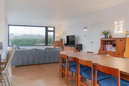 Open Plan Living-9.jpg