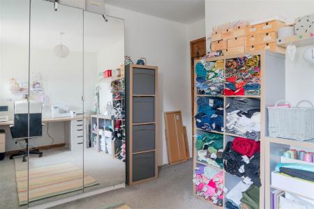 Bedroom3-3.jpg