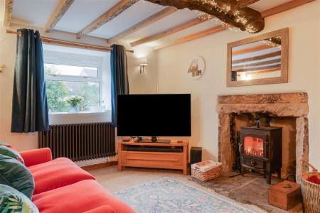 Living Room-4.jpg