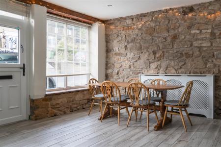 Kitchen - Diner-2.jpg